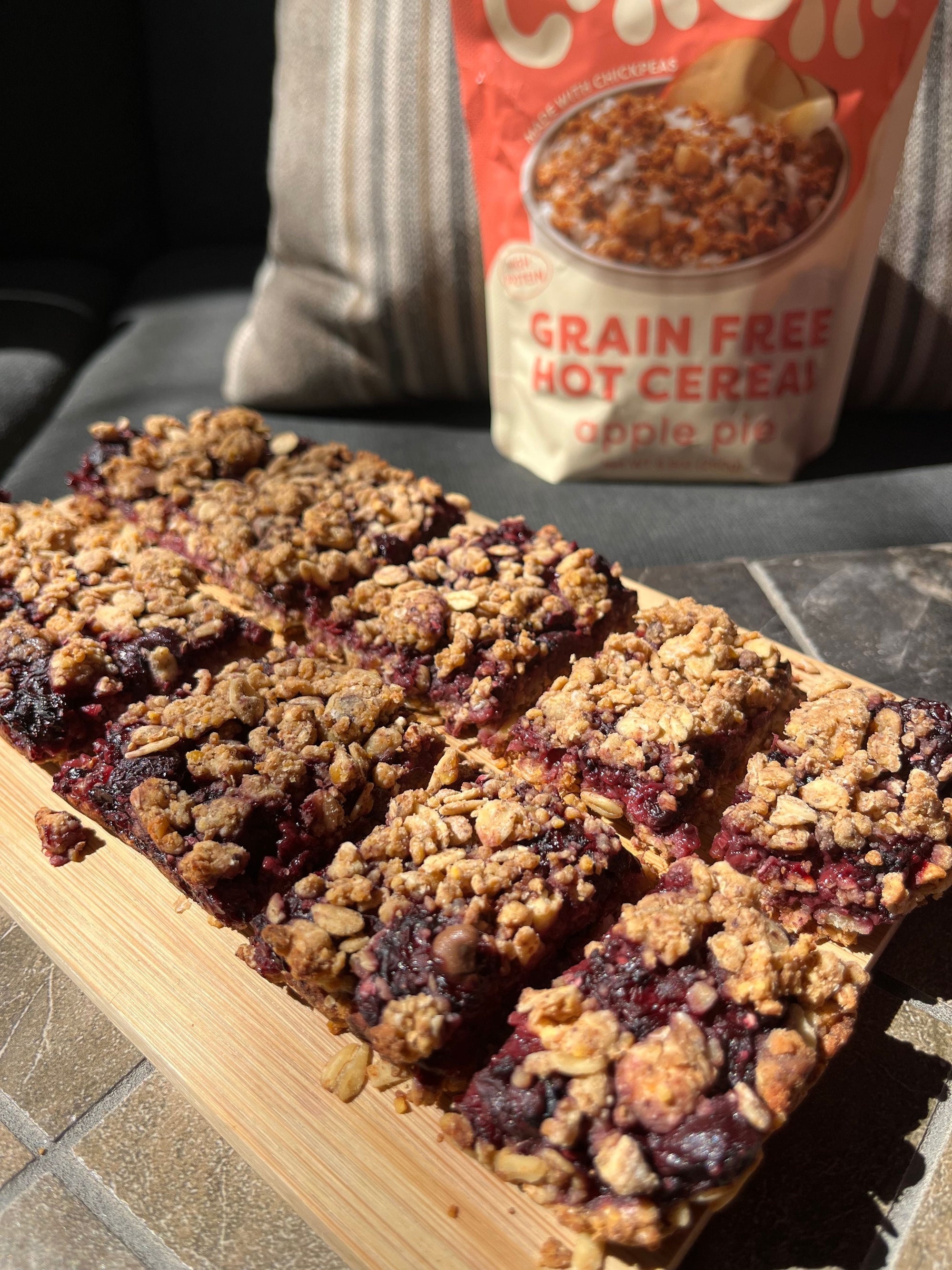 Berry Crumble Bars